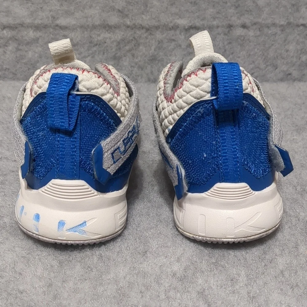 Nike lebron soldier